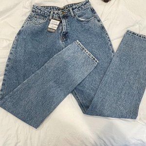 NEW Women’s Missguided High Waist Straight Leg Jean Size US 8 NWT